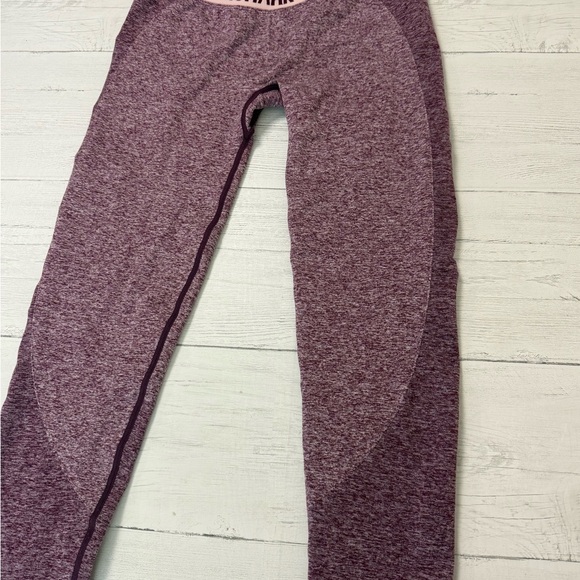 Lot of 2 Gymshark Leggings Women M Seamless Tight Preppy Purple Gray Gym Active - Picture 6 of 8